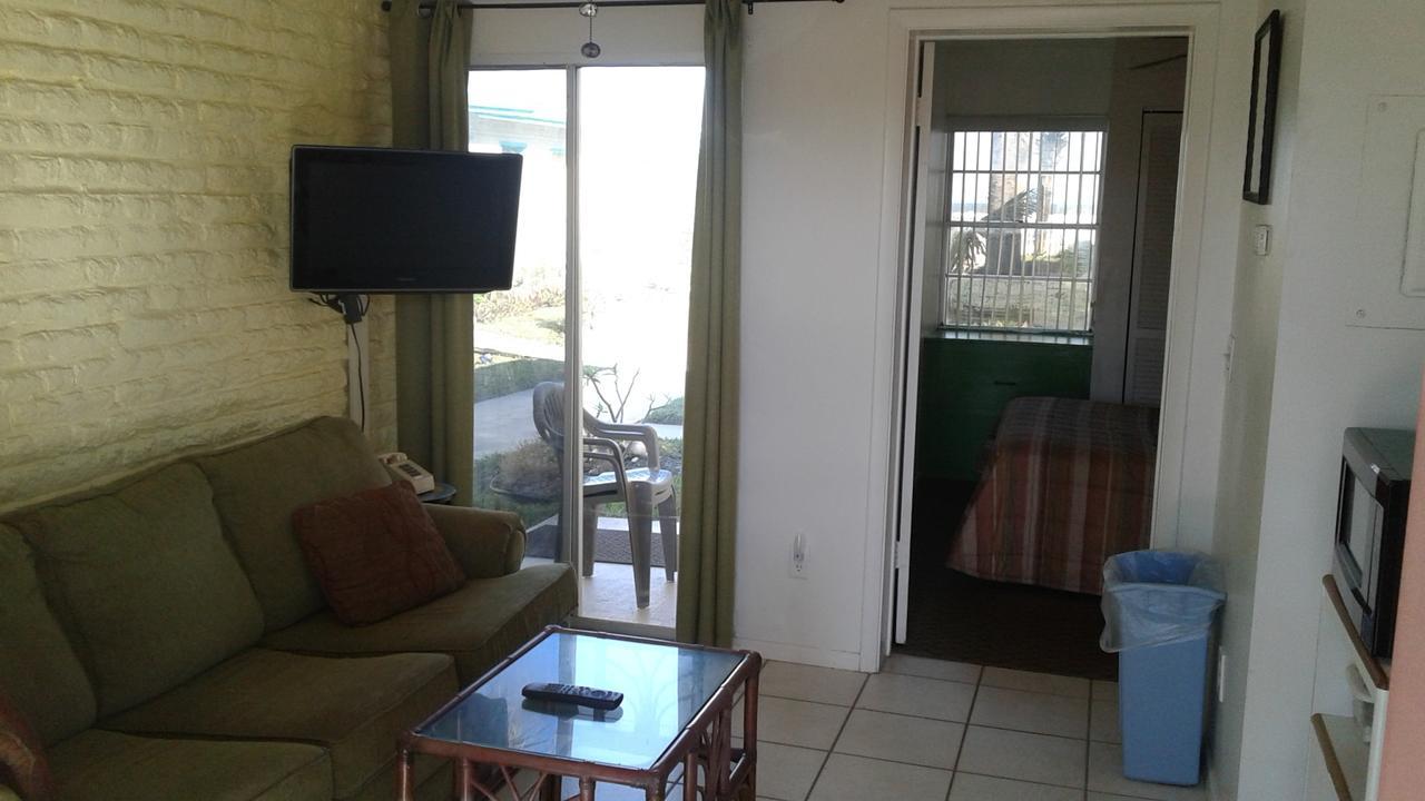 Beach Island Resort Cocoa Beach Esterno foto