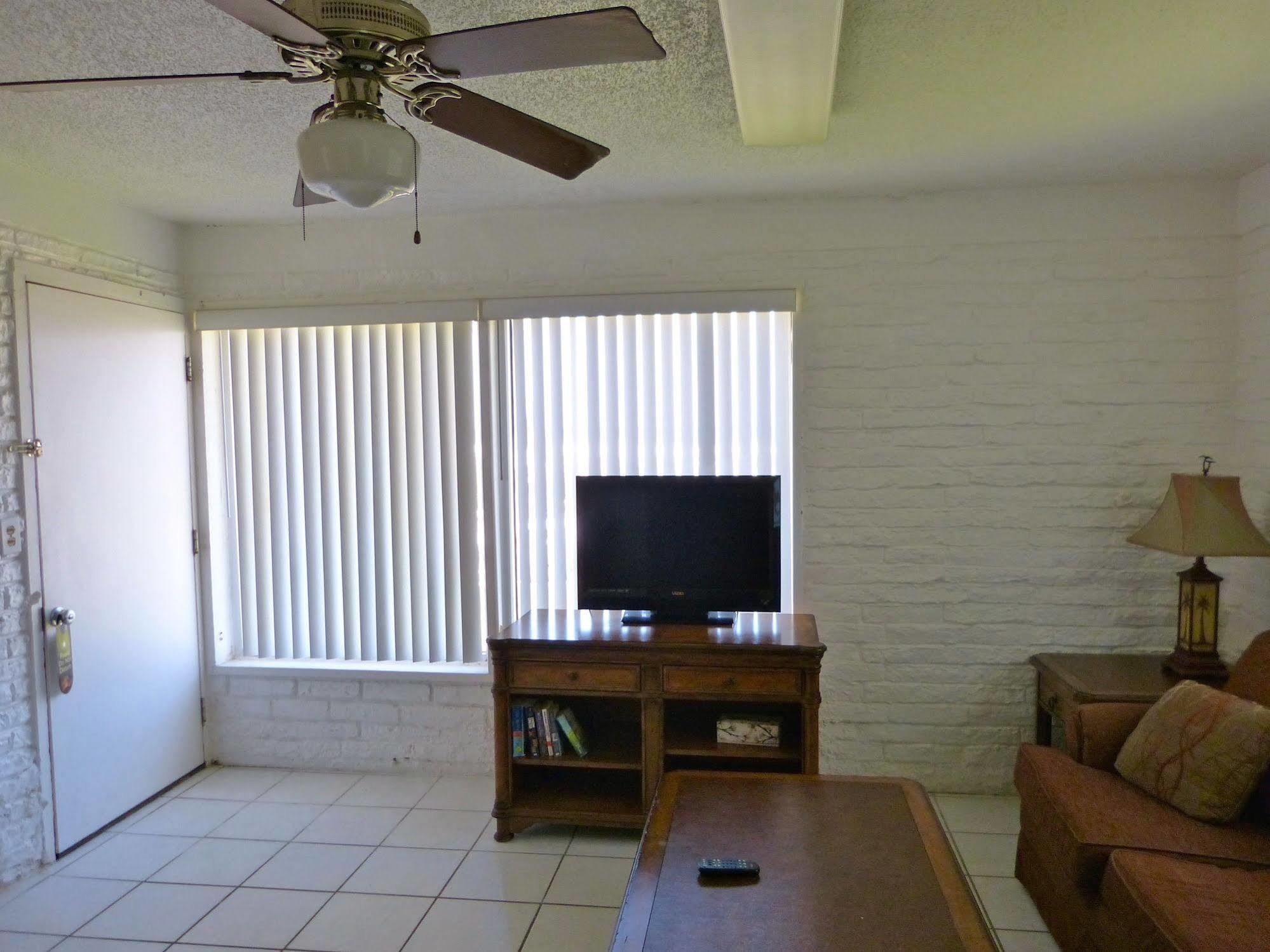 Beach Island Resort Cocoa Beach Esterno foto