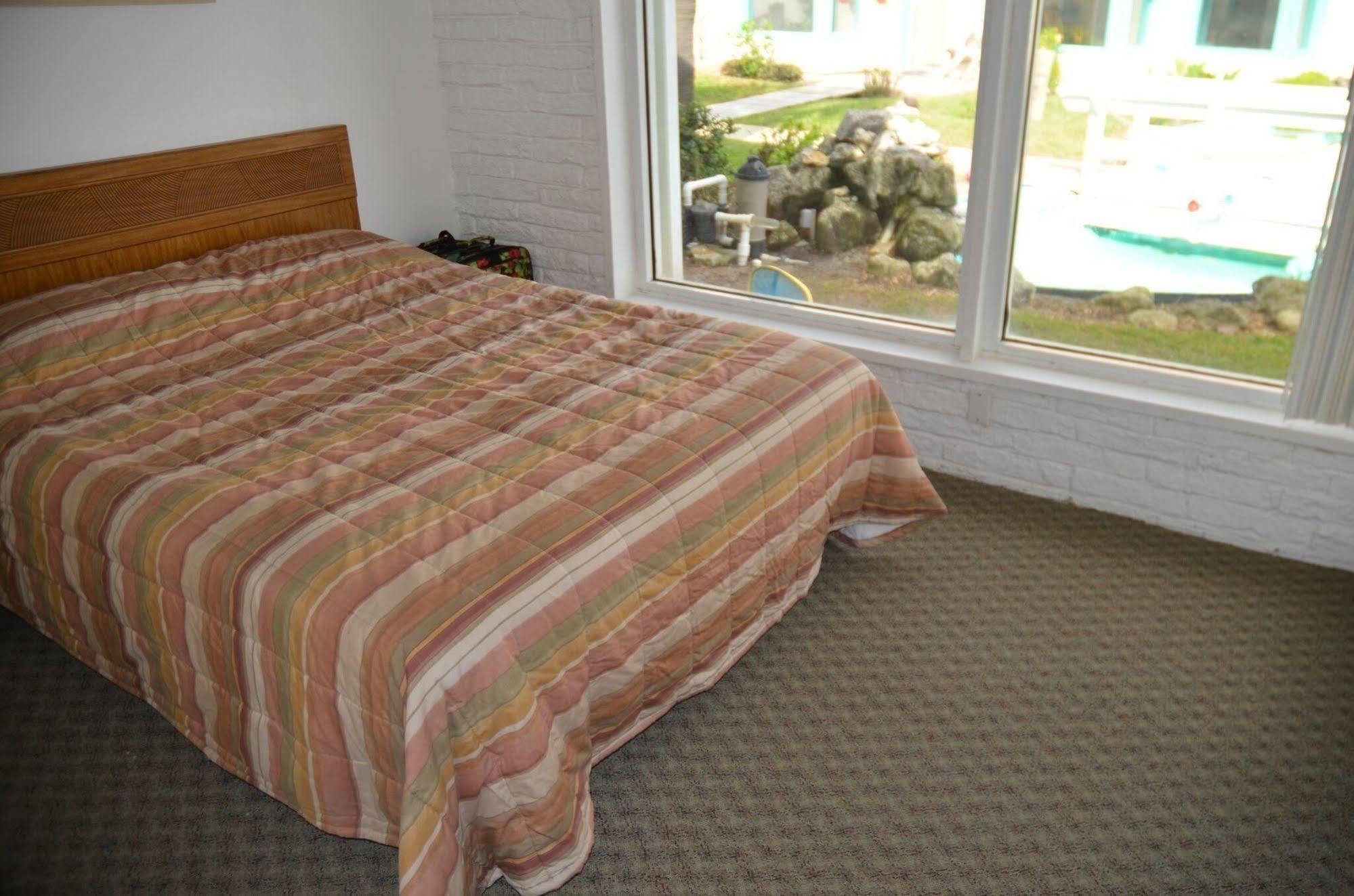 Beach Island Resort Cocoa Beach Esterno foto